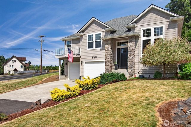 958 Cascade Drive, Longview, WA 98632