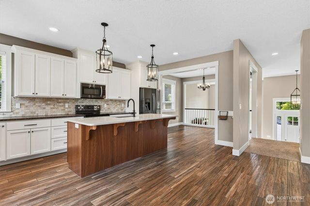 958 Cascade Drive, Longview, WA 98632
