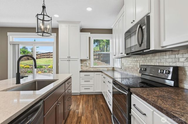 958 Cascade Drive, Longview, WA 98632