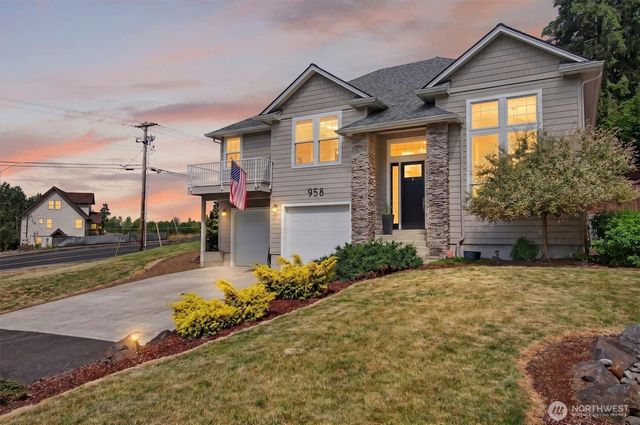 958 Cascade Drive, Longview, WA 98632
