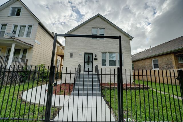 9107 S Dobson Avenue, Chicago, IL 60619