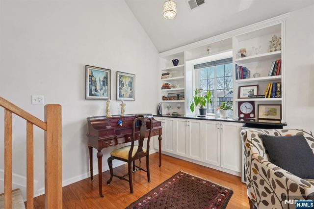 1810 Faulkner Court, Mahwah, NJ 07430