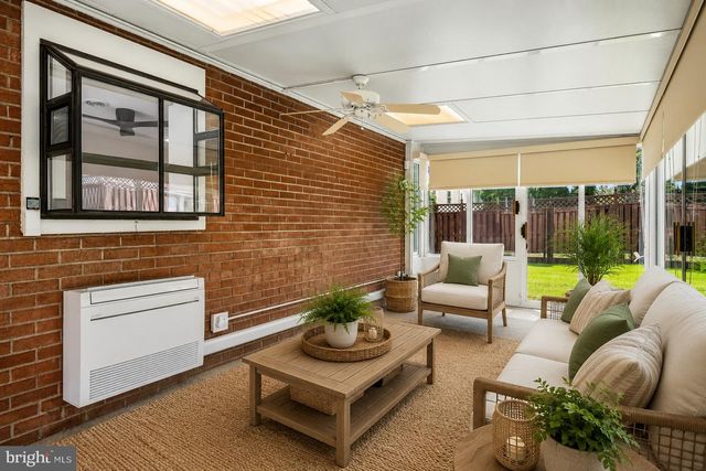 14208 BREMERTON DR, Woodbridge, VA 22193