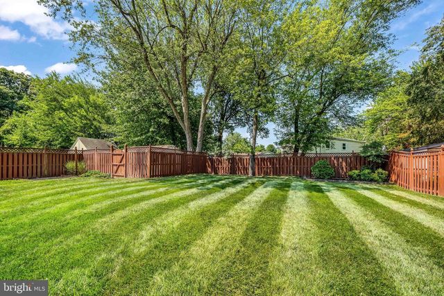14208 BREMERTON DR, Woodbridge, VA 22193