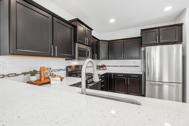 7966 S Indigo Ridge Ave, Boise, ID 83716