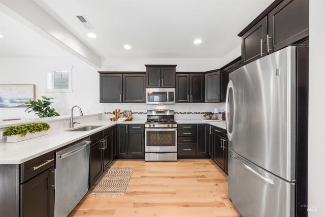 7966 S Indigo Ridge Ave, Boise, ID 83716