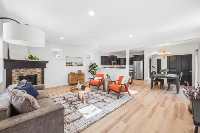 7966 S Indigo Ridge Ave, Boise, ID 83716