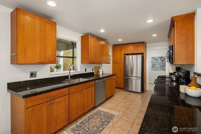 18228 11th Avenue NE, Shoreline, WA 98155