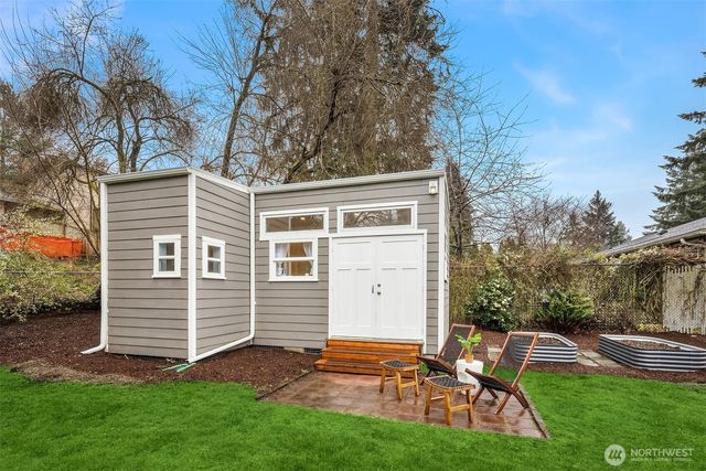 18228 11th Avenue NE, Shoreline, WA 98155