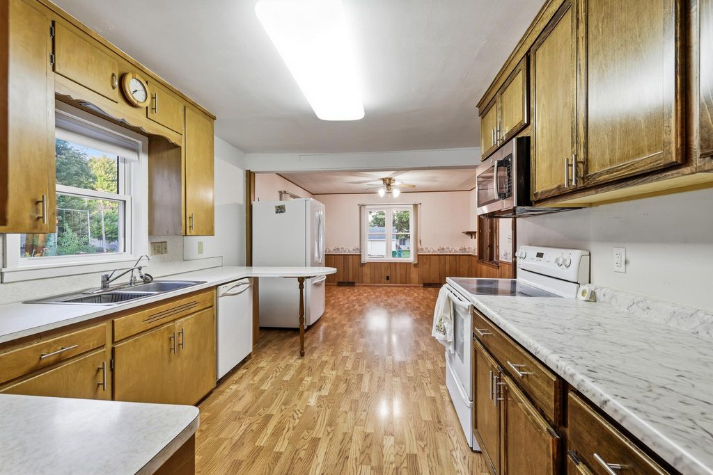 307 S 4th Street, Le Sueur, MN 56058 — photo 5