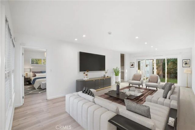 7118 Sunnybrae, Winnetka, CA 91306