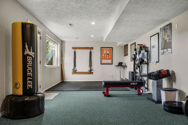 8904 N Bradbury St, Spokane, WA 99208