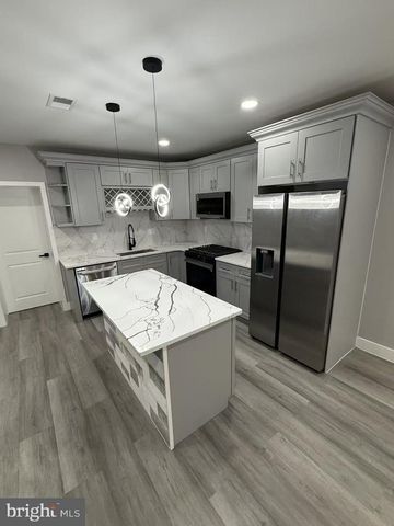 2705 S SHERIDAN ST, Philadelphia, PA 19148