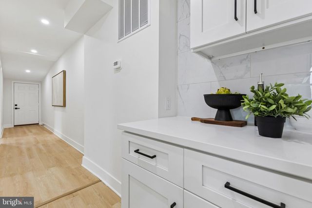 4620 HANNA PL SE, Washington, DC 20019