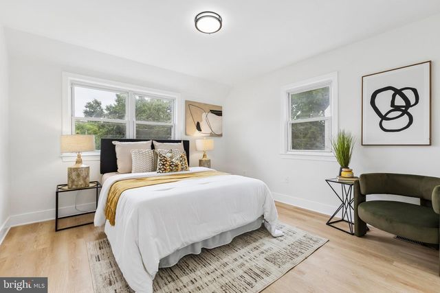 4620 HANNA PL SE, Washington, DC 20019