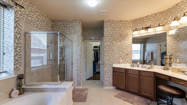 17915 Quiet Loch Lane, Houston, TX 77084