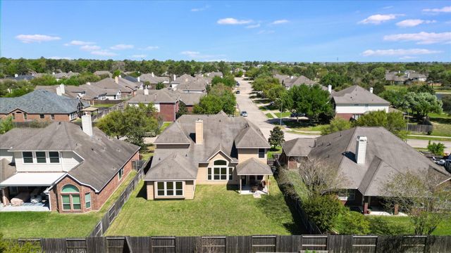 17915 Quiet Loch Lane, Houston, TX 77084