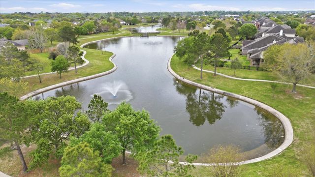 17915 Quiet Loch Lane, Houston, TX 77084