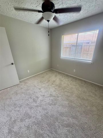 15702 Roxton Ridge Drive, Houston, TX 77598
