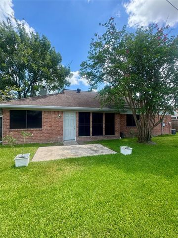15702 Roxton Ridge Drive, Houston, TX 77598