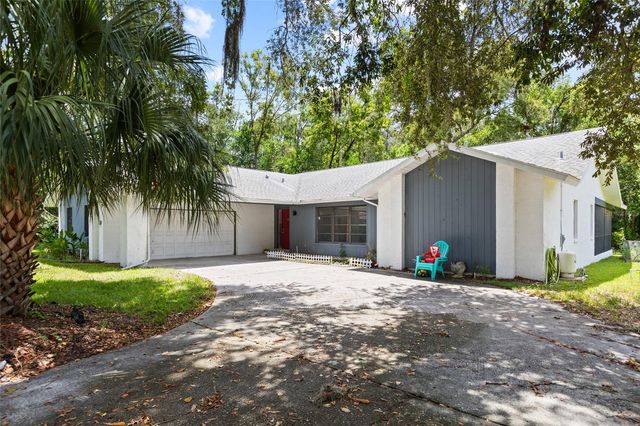 19 HOLLYHOCK COURT, Homosassa, FL 34446