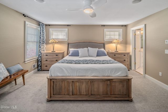 7 N Park Alley, Saratoga Springs, NY 12866