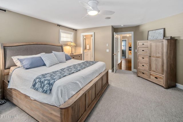 7 N Park Alley, Saratoga Springs, NY 12866