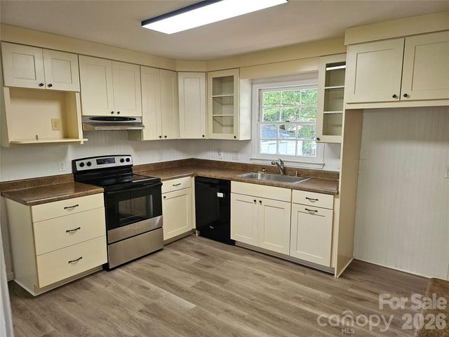 1109 Reid Harkey Road, Matthews, NC 28105