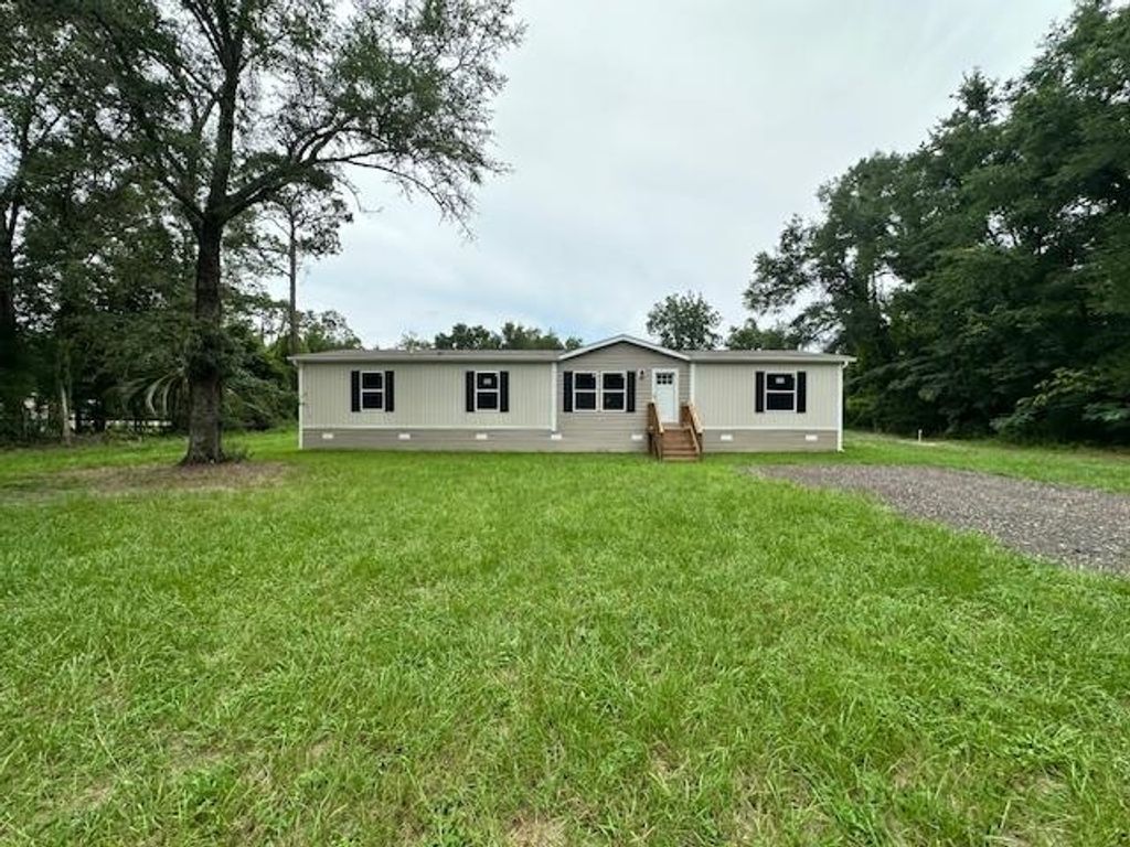 86 Estelle Drive, Crawfordville, FL 32327
