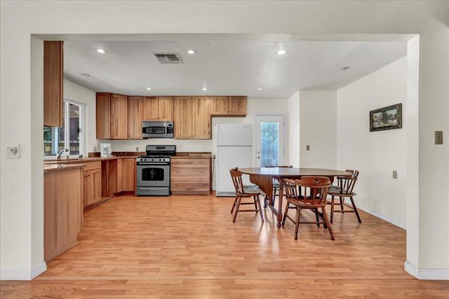 45171 Balch Park Road, Springville, CA 93265