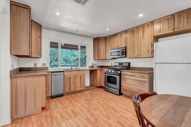 45171 Balch Park Road, Springville, CA 93265