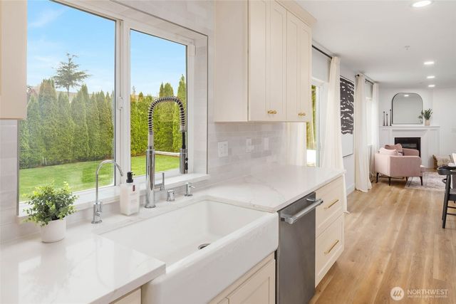 5231 NE 11th Court, Renton, WA 98059