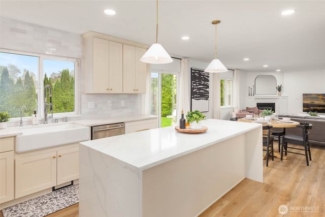5231 NE 11th Court, Renton, WA 98059