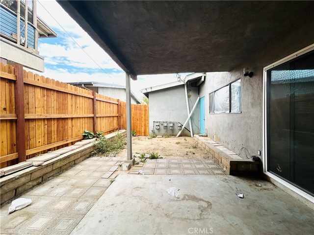 857 N Vineyard B, Ontario, CA 91764