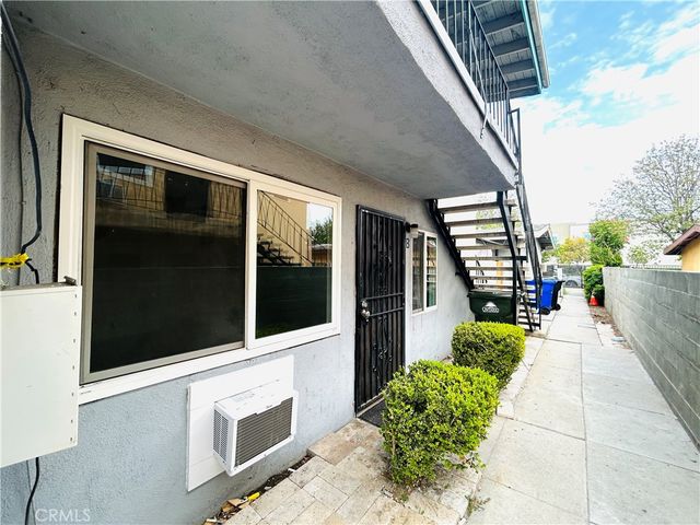857 N Vineyard B, Ontario, CA 91764
