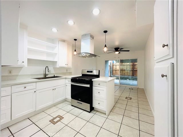 857 N Vineyard B, Ontario, CA 91764