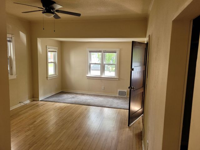 385 Toronto Street, Saint Paul, MN 55102