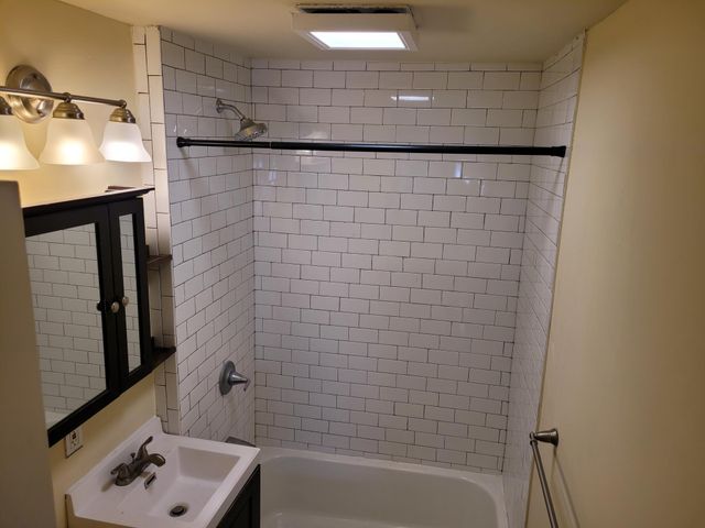 385 Toronto Street, Saint Paul, MN 55102