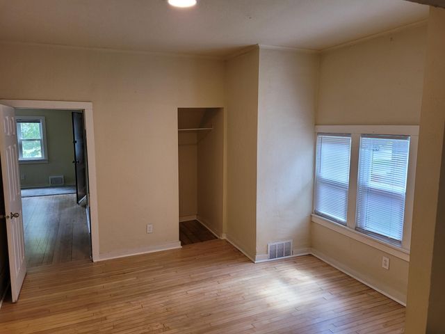 385 Toronto Street, Saint Paul, MN 55102