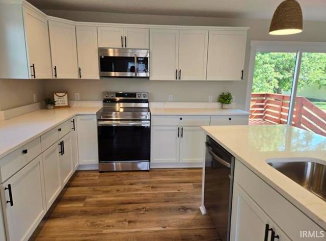 5317 Stellhorn Road, Fort Wayne, IN 46815