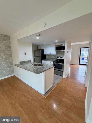 135 WHITBURN PL, Newark, DE 19702