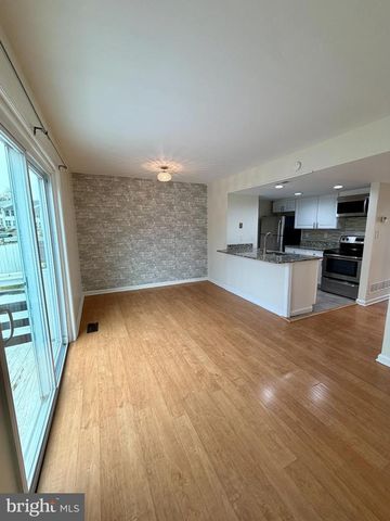 135 WHITBURN PL, Newark, DE 19702