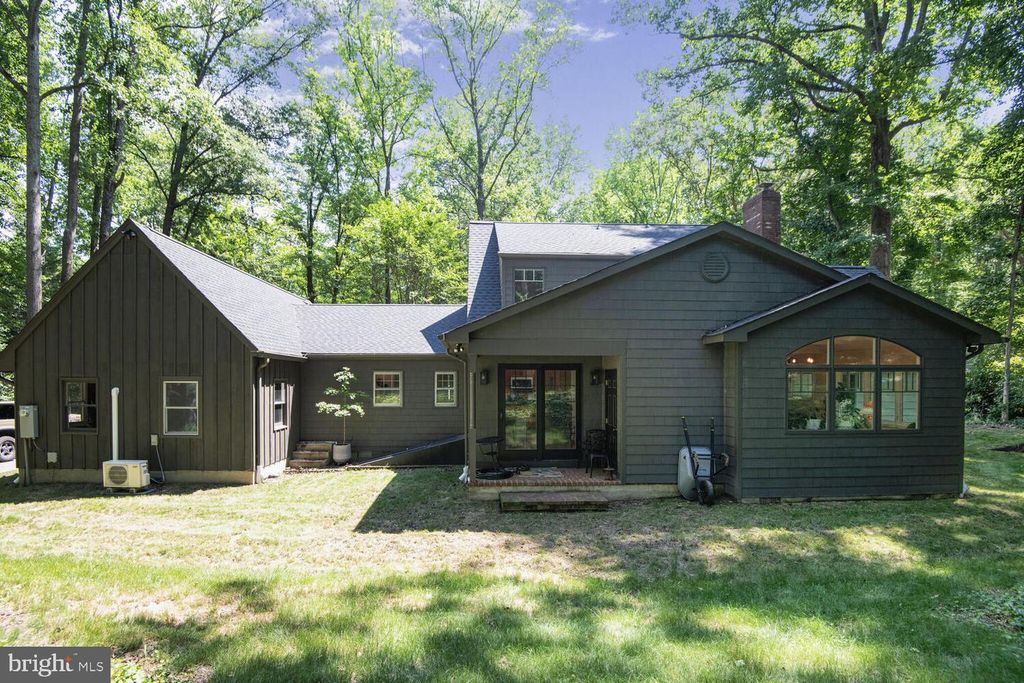 1254 DOROTHY RD, Crownsville, MD 21032