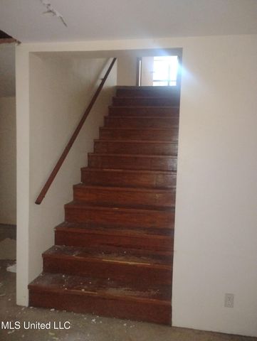 22492 Meaut Road, Pass Christian, MS 39571
