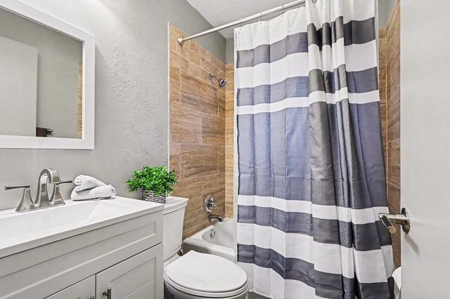 246 Laurel Drive, Battle Creek City, MI 49017