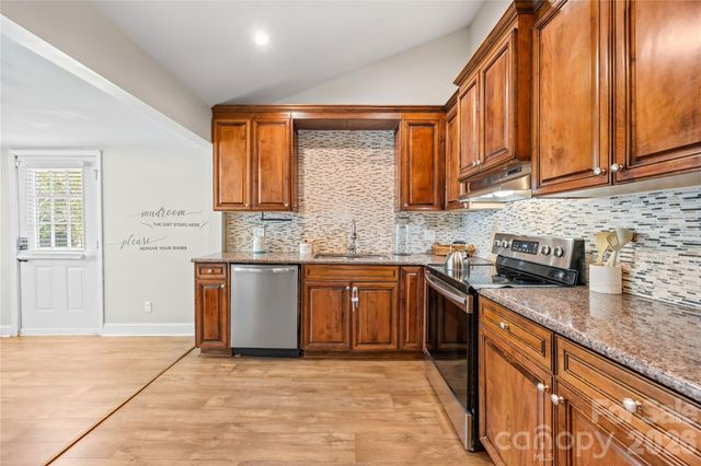 636 Hart Street, Heath Springs, SC 29058