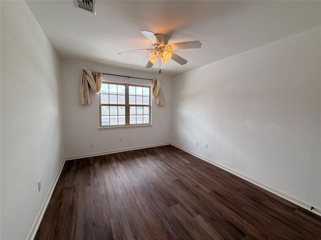 5803 Valley Forge Drive 95, Houston, TX 77057