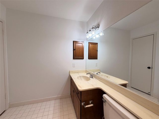 5803 Valley Forge Drive 95, Houston, TX 77057