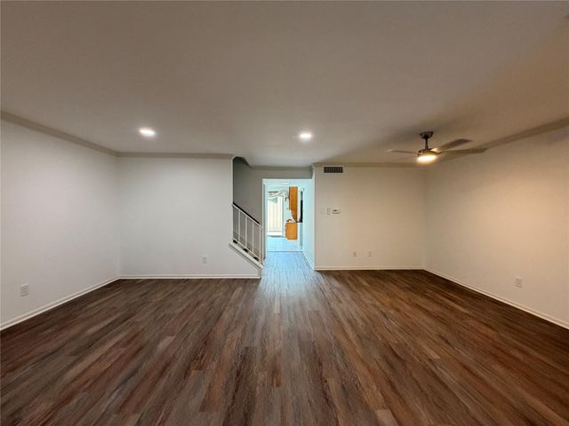 5803 Valley Forge Drive 95, Houston, TX 77057