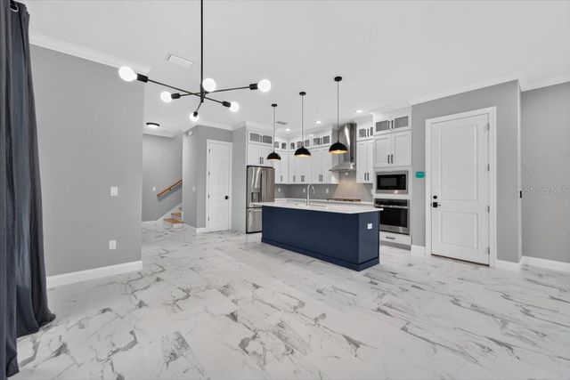 2501 W NORTH A STREET B, Tampa, FL 33609
